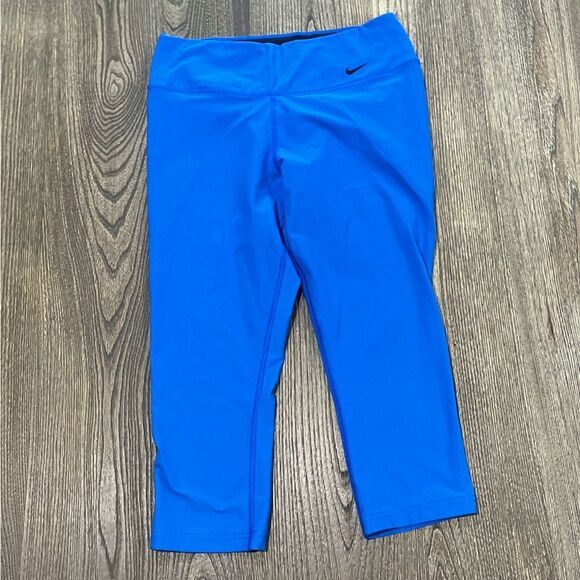 Nike Pants - Nike Dri-Fit Capri Leggings High Rise Tight Fit Pull-On Stretch Blue Size M